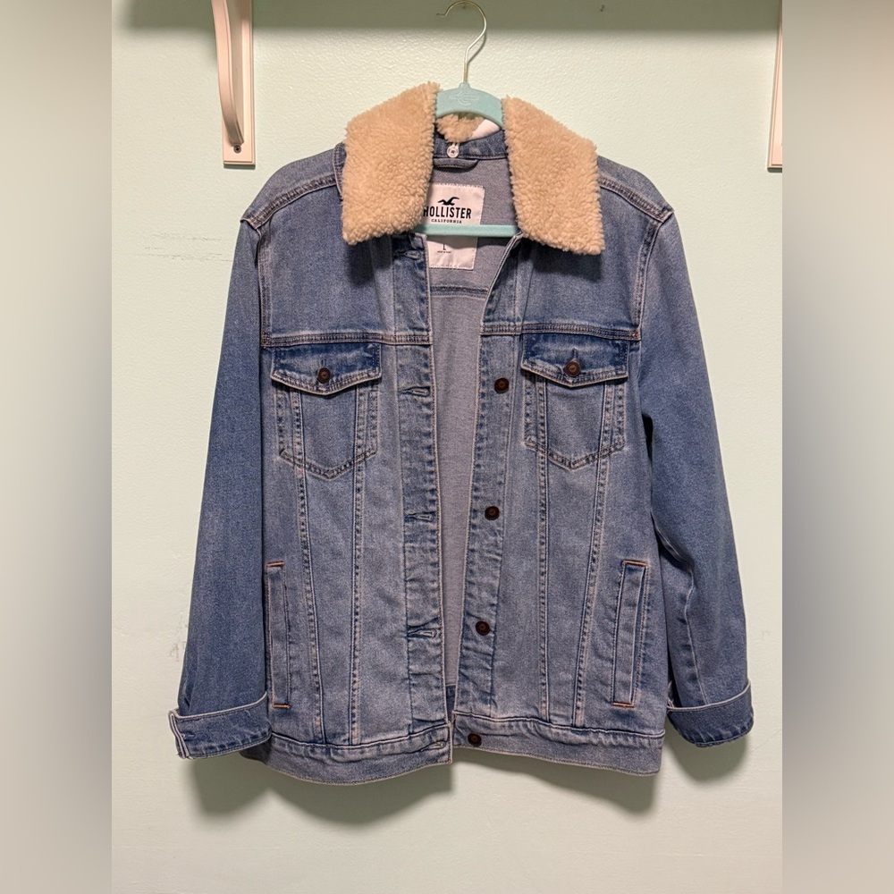 Hollister Jean/sherpa jacket